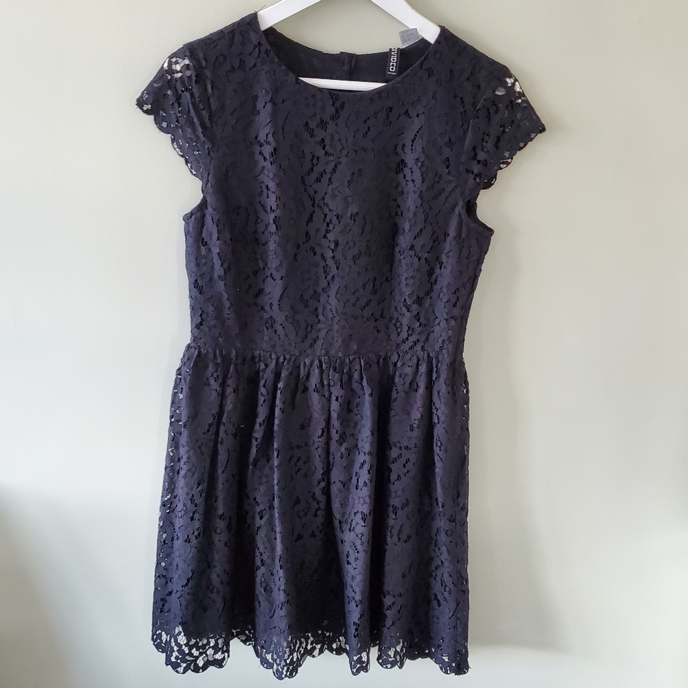NWOT H&M 8 Little Black Lace Cap Sleeve Fit & Flare Dainty Cocktail Party Dress